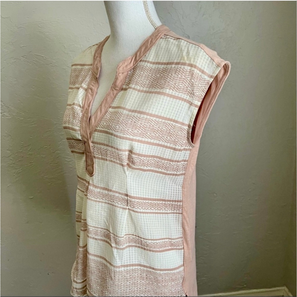 Anthropologie Postmark Blush Cream Split Neck Hi-Lo Blouse Sz S - Picture 10 of 12